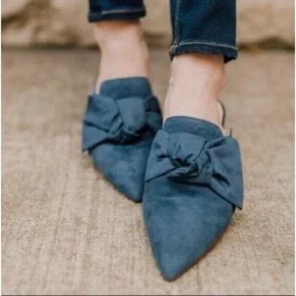 Louise et Cie Shoes - Louise et Cie Lo Cela Pointy Toe Blue Bow Mules Size 9 Blue Leather Slip on Flat